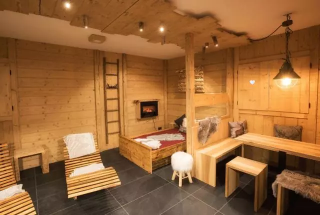 Отель & Restaurant Zum Hirsch