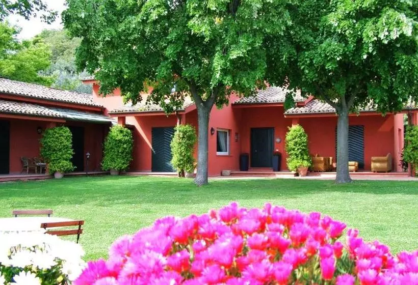 فندق Scuderie Della Civita