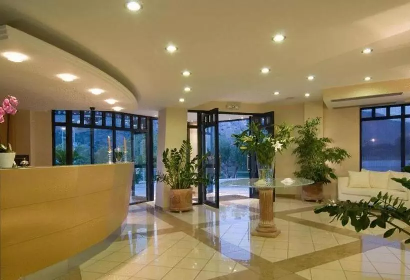 ホテル Verde Al Mare Boutique