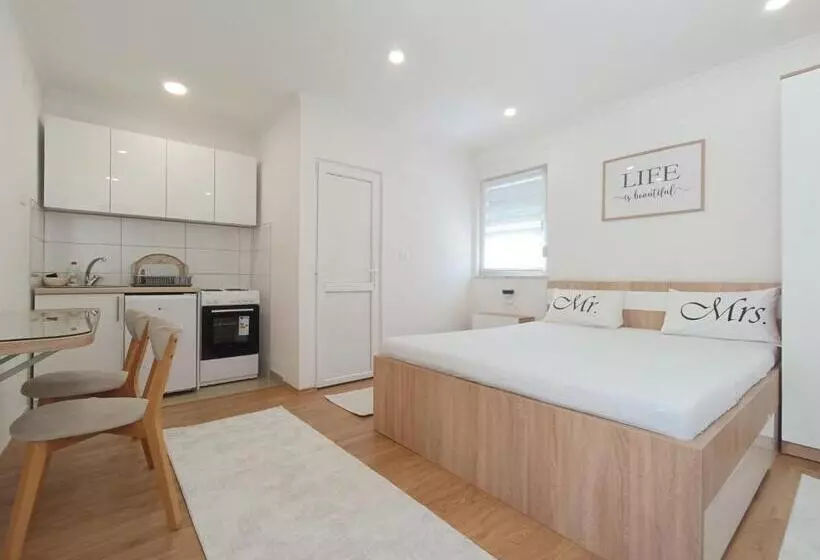 Apartment Sunset Iii