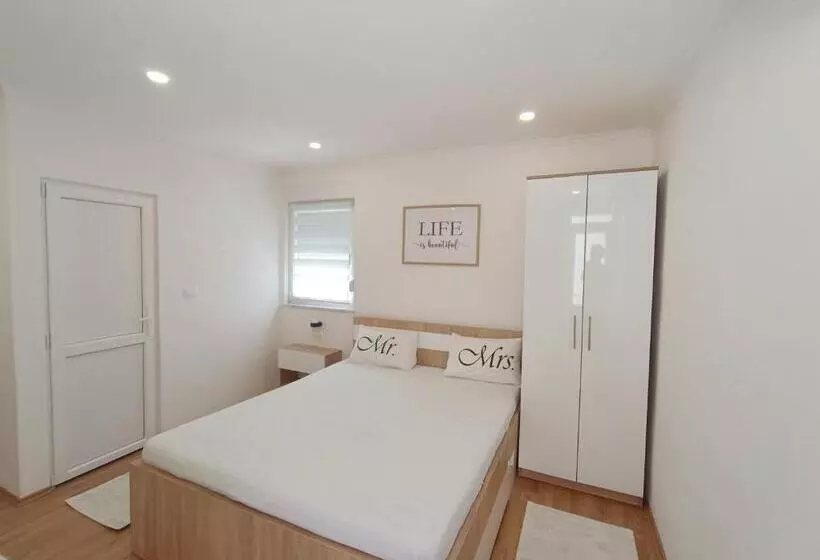 Apartment Sunset Iii