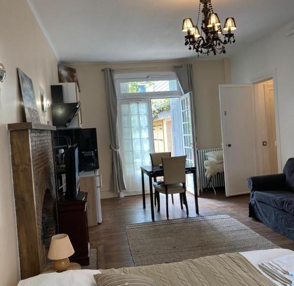 تختخواب و صبحانه Le Mascaret