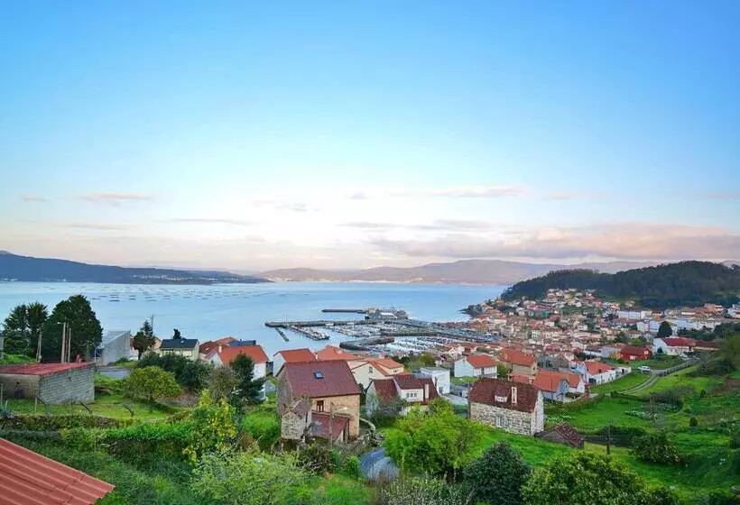 Casa En Muros Con Preciosas Vistas Al Mar