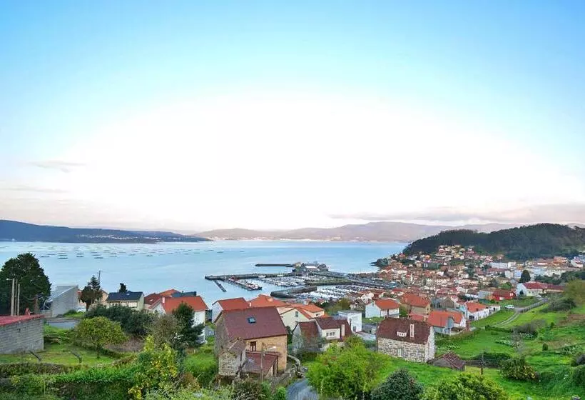 Casa En Muros Con Preciosas Vistas Al Mar