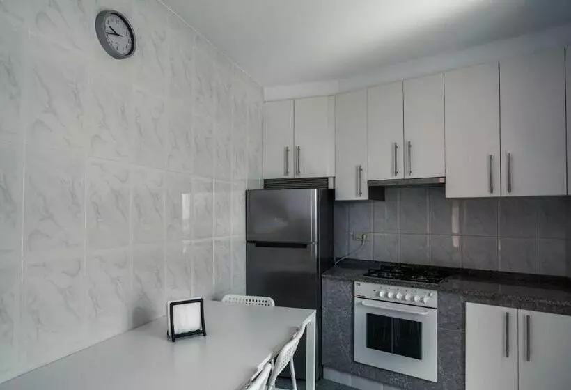 Casa En Muros Con Preciosas Vistas Al Mar