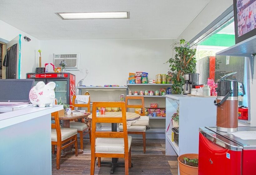 فندق Oyo  Calhoun, Ga I75