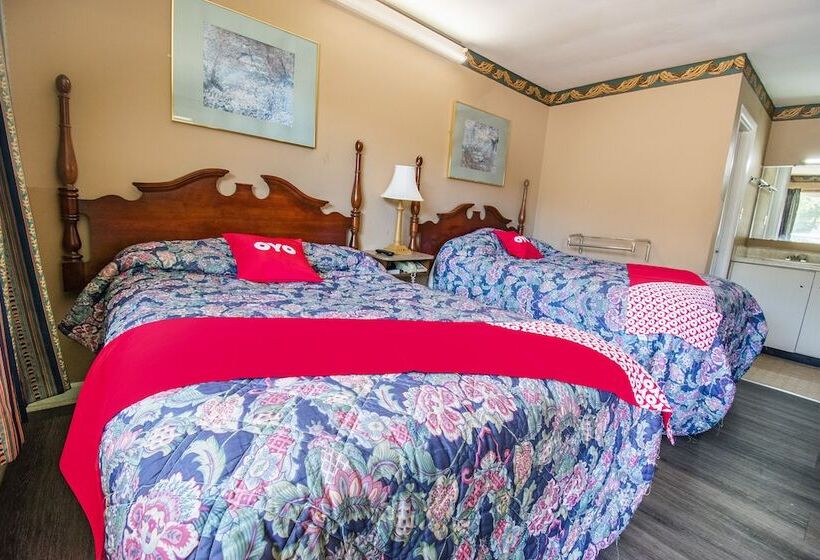 فندق Oyo  Calhoun, Ga I75