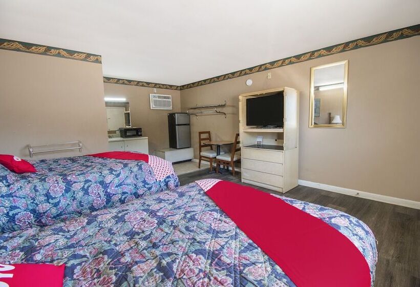 فندق Oyo  Calhoun, Ga I75