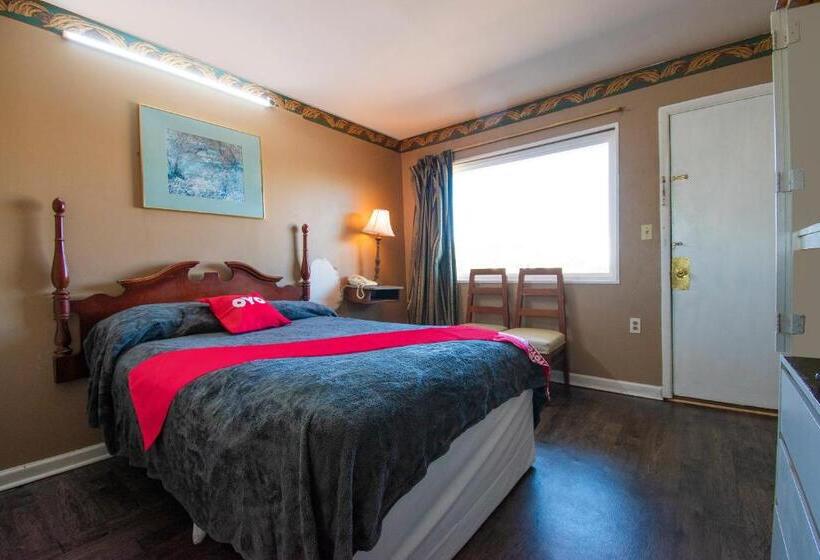 فندق Oyo  Calhoun, Ga I75