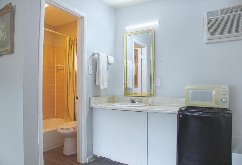 فندق Oyo  Calhoun, Ga I75