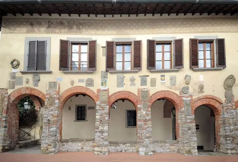 Palazzo Tarlati   Hotel De Charme   Residenza D Epoca