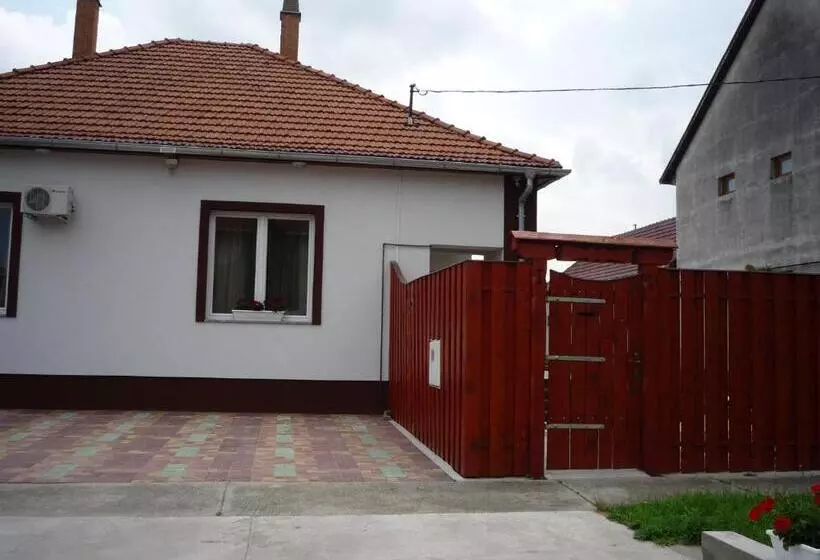 Majatalo Mórafészek Vendégház