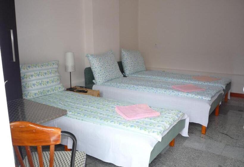 Pensionat Mórafészek Vendégház