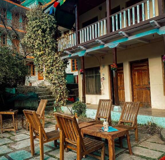 旅馆 Yaarana Stay & Cafe, Vashisht, Manali