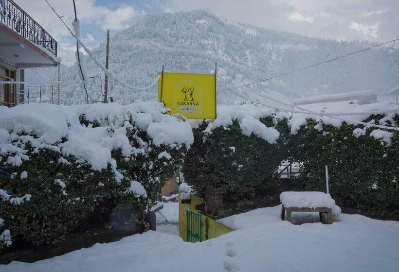 旅馆 Yaarana Stay & Cafe, Vashisht, Manali