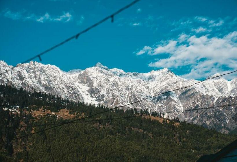旅馆 Yaarana Stay & Cafe, Vashisht, Manali