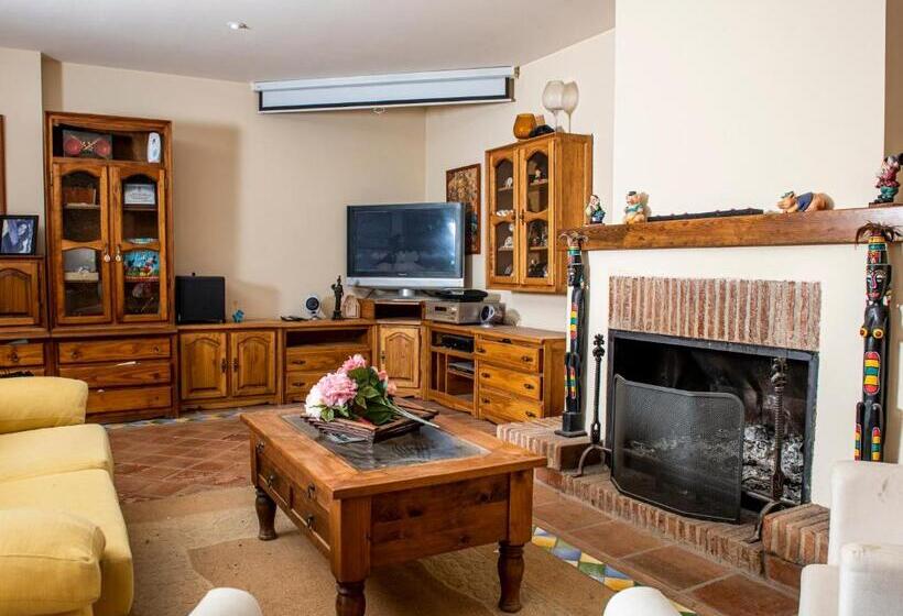 Apartamento Rústico En Ojén