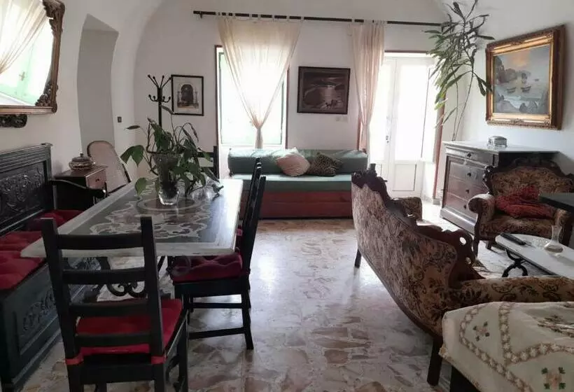 تختخواب و صبحانه La Casa Di Romeo