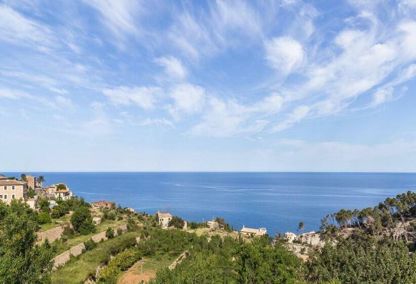 Can Busquets Apartahotel 1