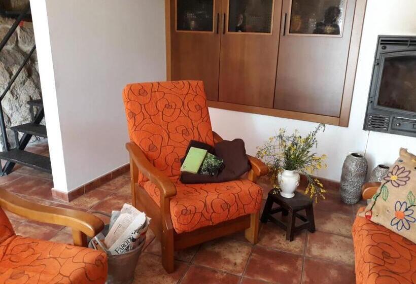 Casa De Pueblo En San Estevo Ribas De Sil