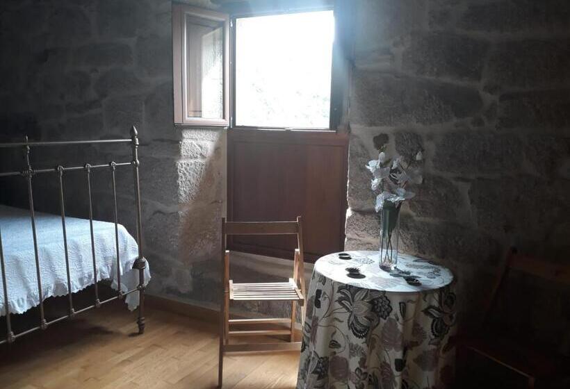 Casa De Pueblo En San Estevo Ribas De Sil