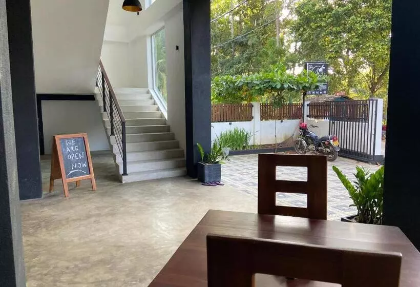 Hotelli The Atrium Hiriketiya