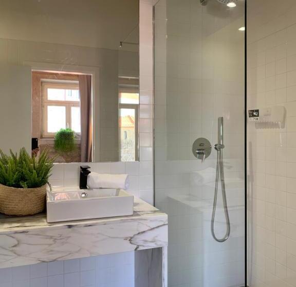 Lost Inn Porto Hostel