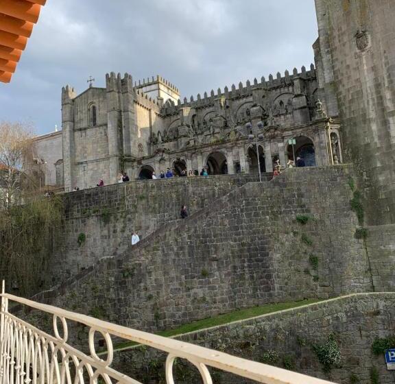 Lost Inn Porto Hostel