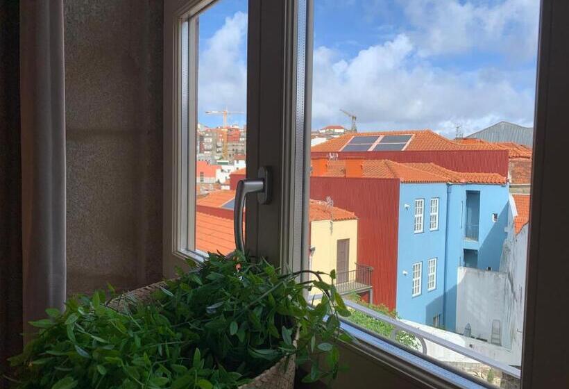 Lost Inn Porto Hostel