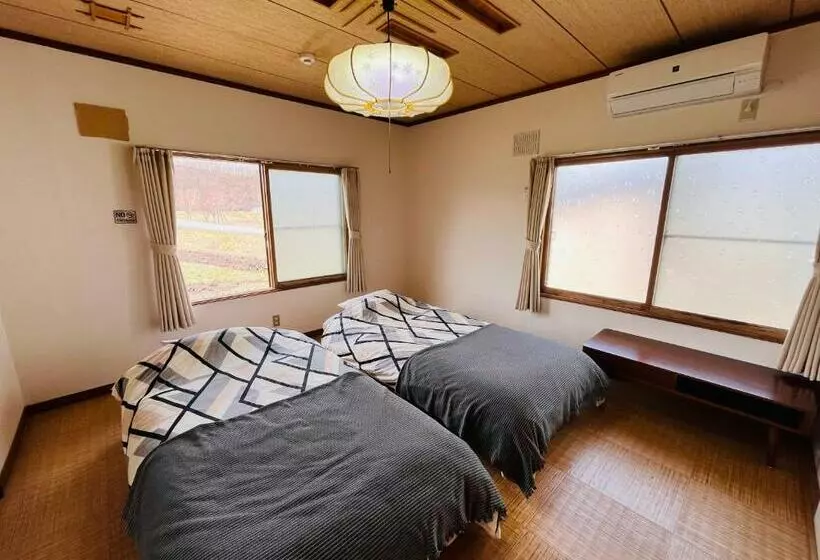 پانسیون Totonou Place