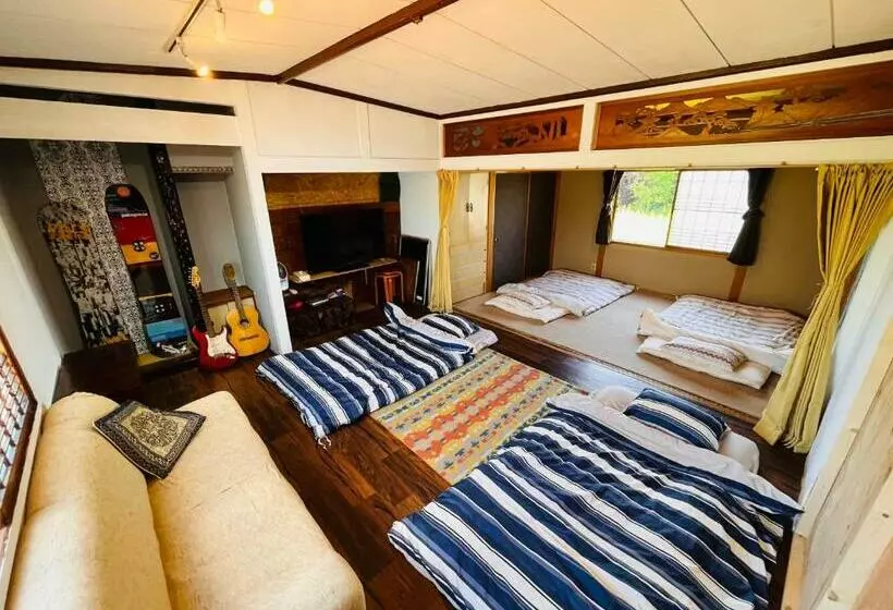 پانسیون Totonou Place