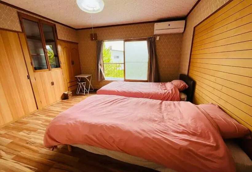 پانسیون Totonou Place