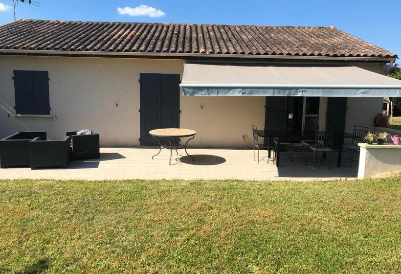 Plain Pied Climatisé Piscine Idéalement Situé