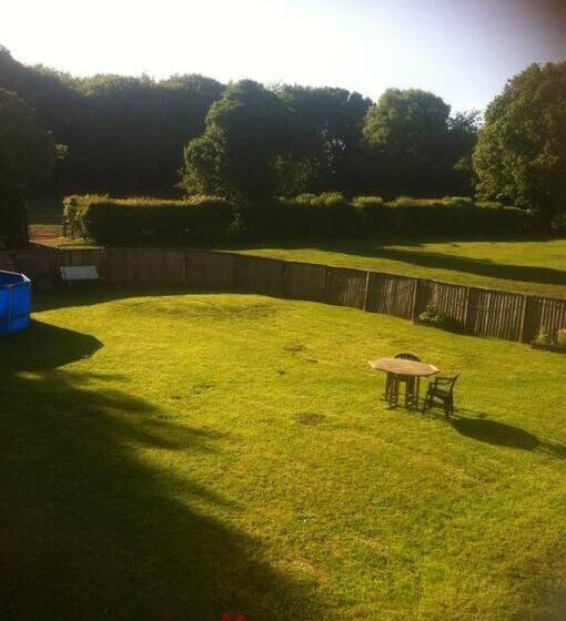 Charming Cottage Within Farmhouse