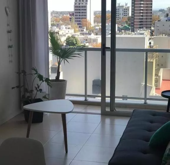 Departamento Céntrico   Leer Condiciones Y Precio