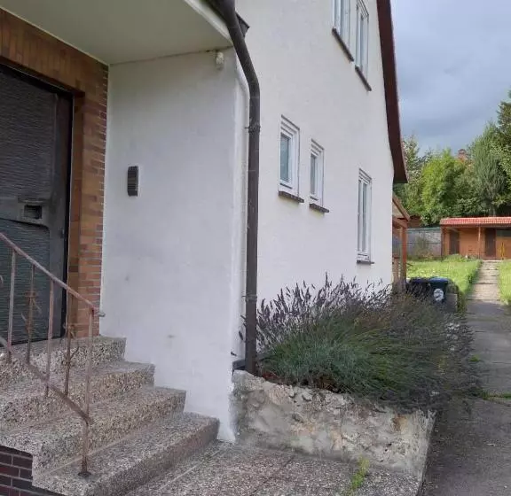 Ferienhaus In Großem Garten