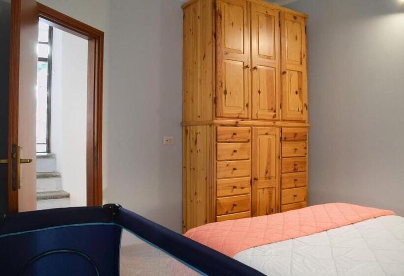 Hidden Terrace With Lake View