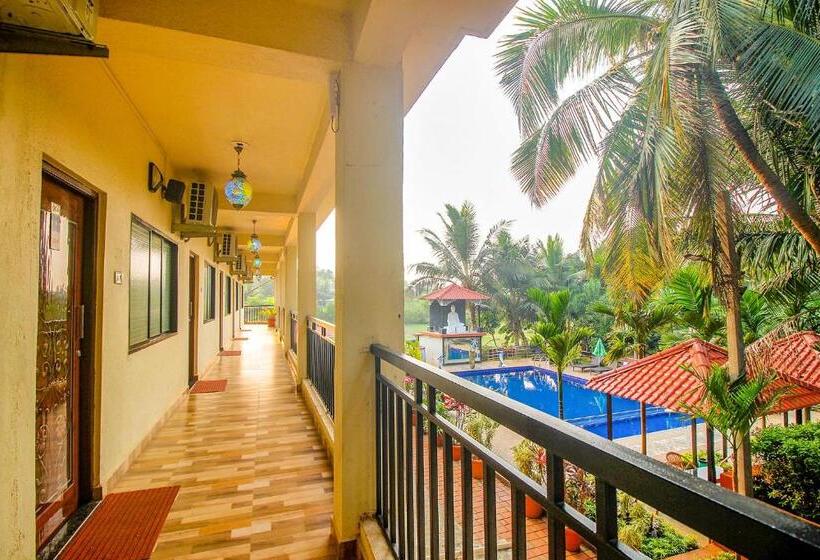 בית מלון כפרי Fabescape Sk Studios With Pool & Gym, Arpora