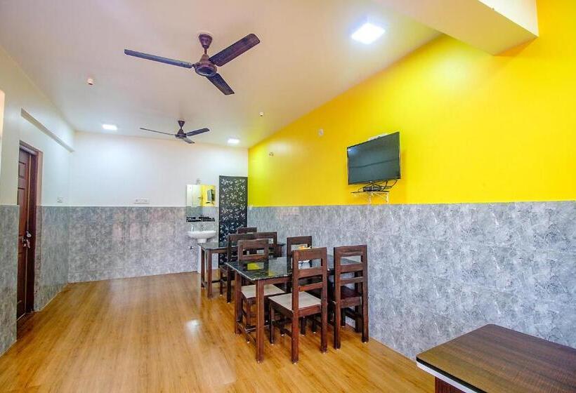 בית מלון כפרי Fabescape Sk Studios With Pool & Gym, Arpora