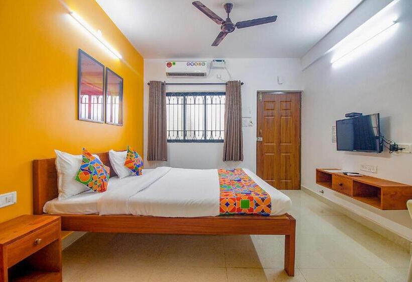 בית מלון כפרי Fabescape Sk Studios With Pool & Gym, Arpora