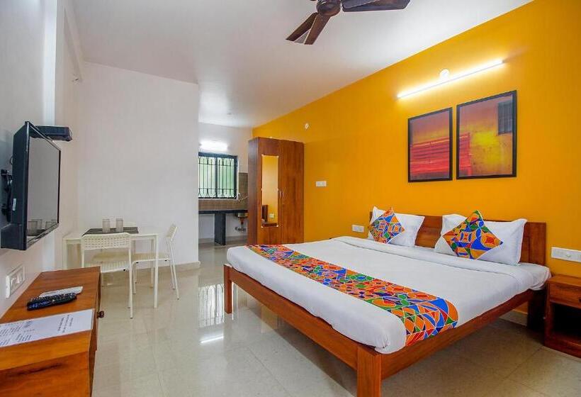 בית מלון כפרי Fabescape Sk Studios With Pool & Gym, Arpora