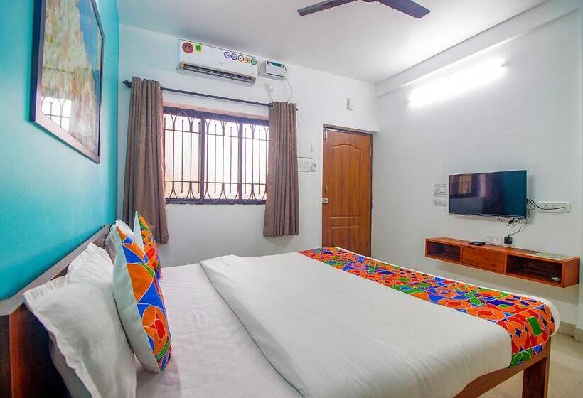 בית מלון כפרי Fabescape Sk Studios With Pool & Gym, Arpora