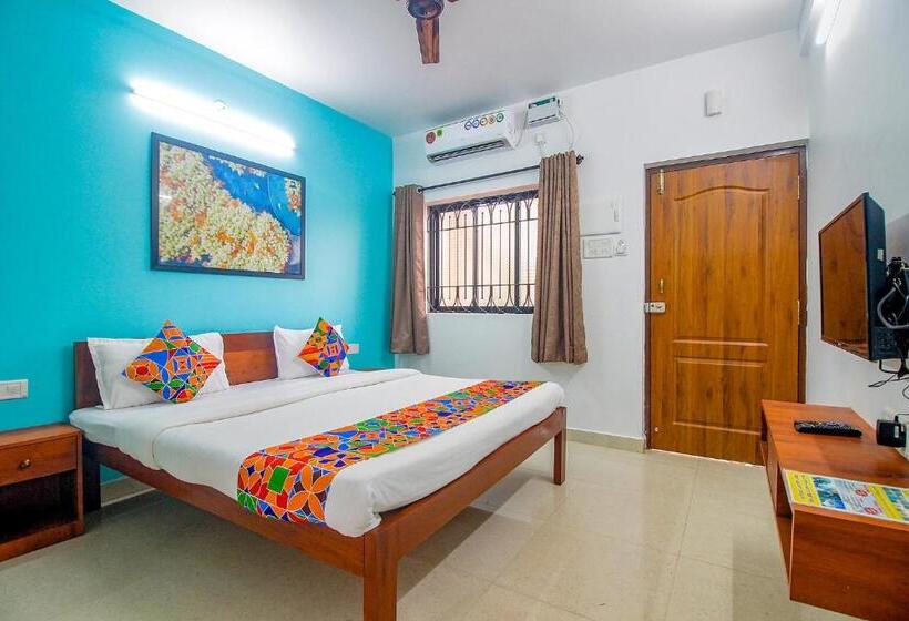 בית מלון כפרי Fabescape Sk Studios With Pool & Gym, Arpora