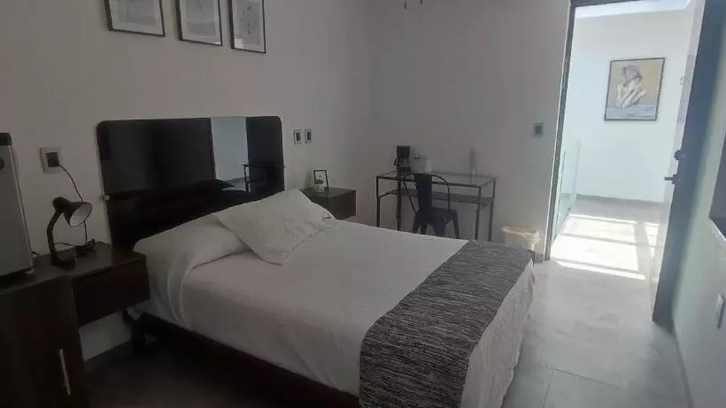 Hotelli La Casa Mia Leon