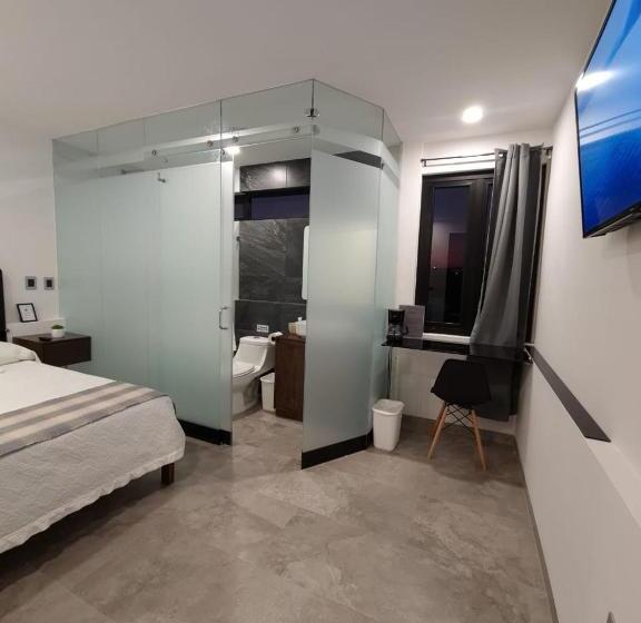 هتل La Casa Mia Leon