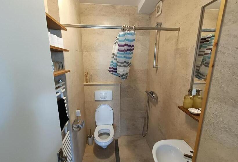 Lovely 1 Bedroom Apartment Close To The Centre