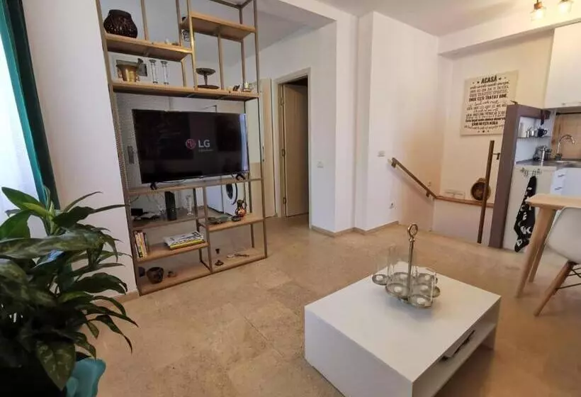 Lovely 1 Bedroom Apartment Close To The Centre