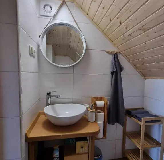 Počitniška Hišica žagar