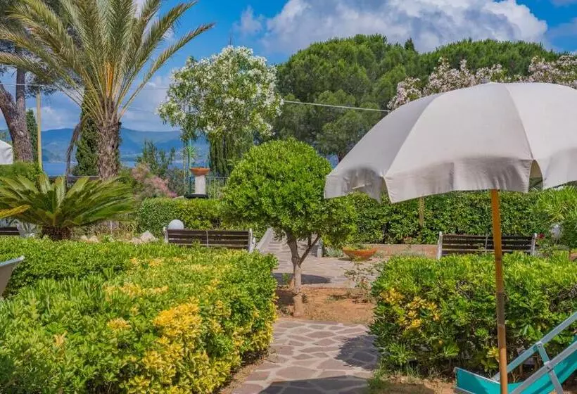 Residence Baia Delle Grazie