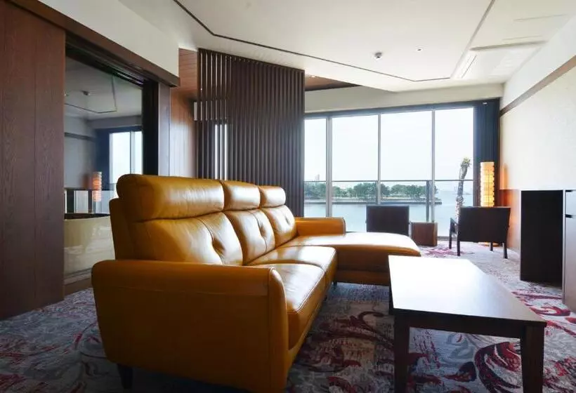 旅館 Toriizaki Club Sushi Auberge